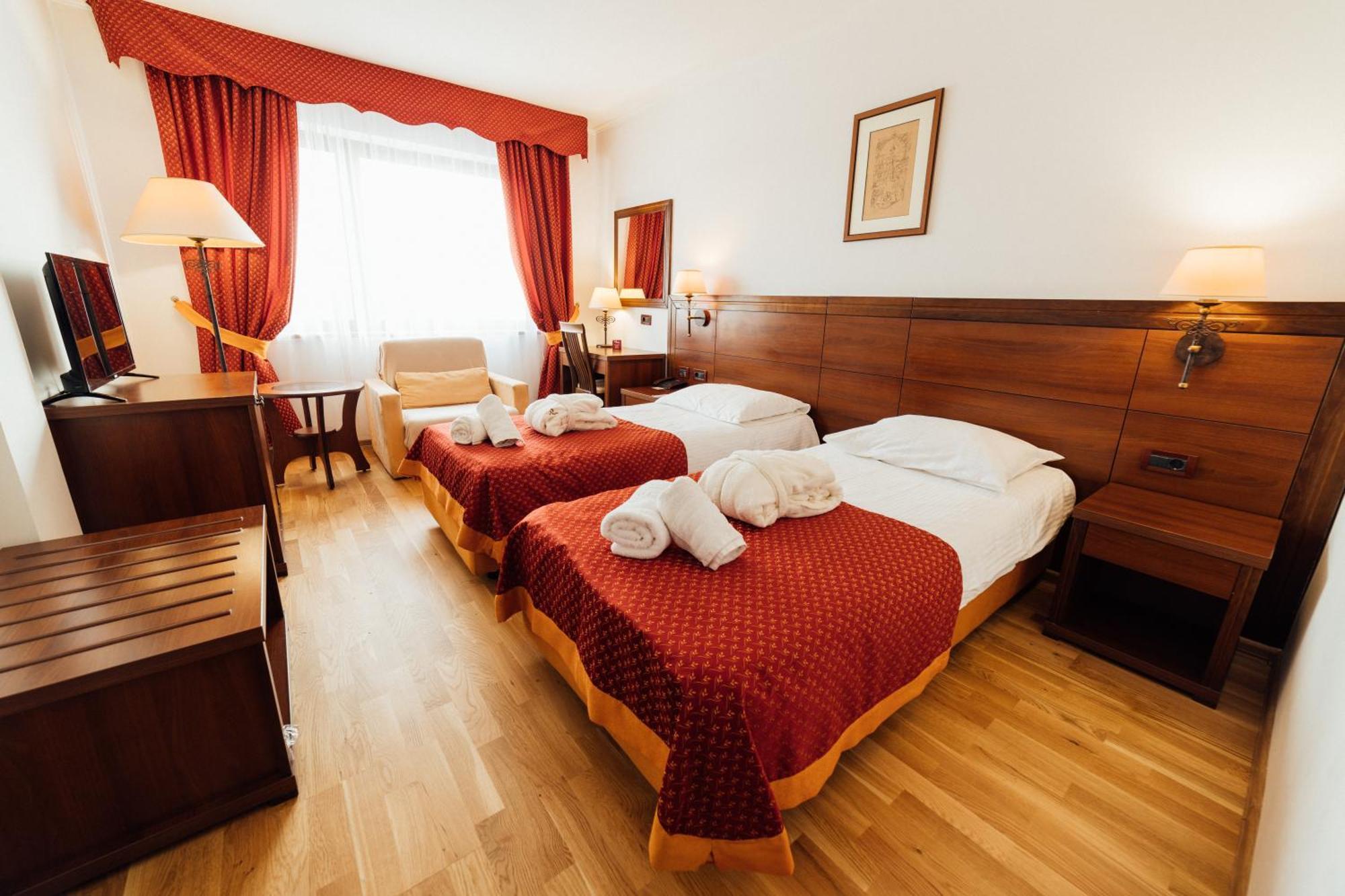 Hotel Picok Thurdevac Екстер'єр фото