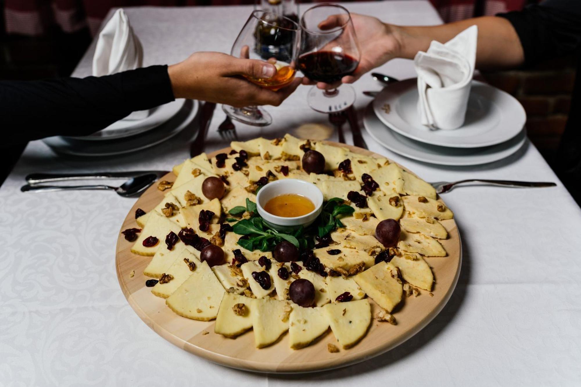 Hotel Picok Thurdevac Екстер'єр фото